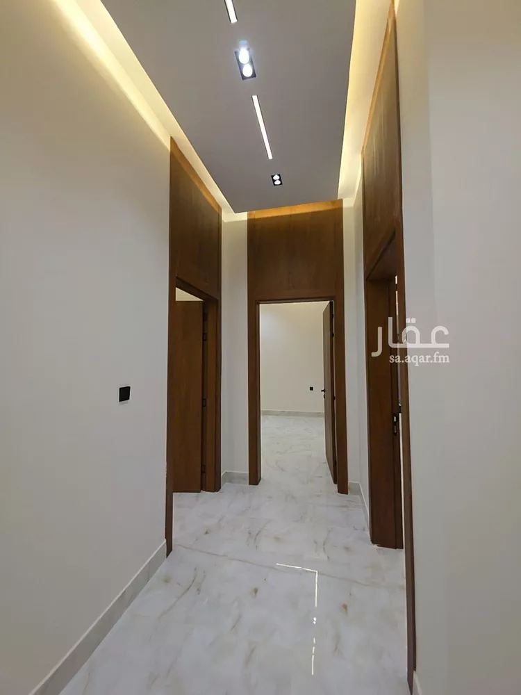 فيلا للبيع في شارع حسن الشاعر, حي الرمال, مدينة الرياض, منطقة الرياض 13