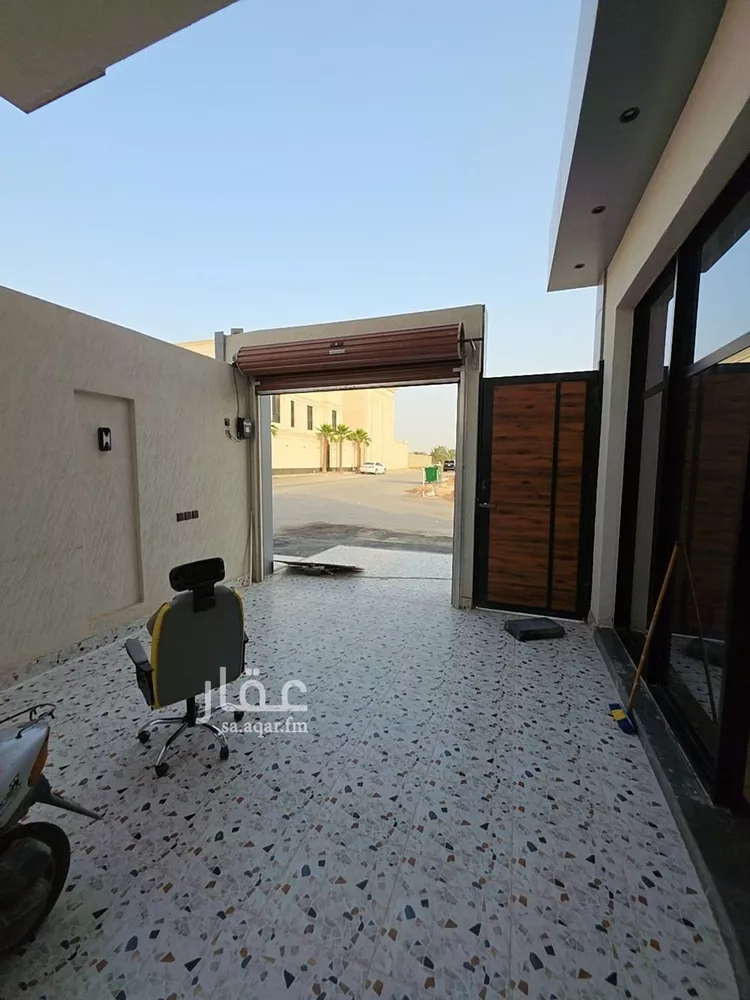 فيلا للبيع في شارع حسن الشاعر, حي الرمال, مدينة الرياض, منطقة الرياض 15