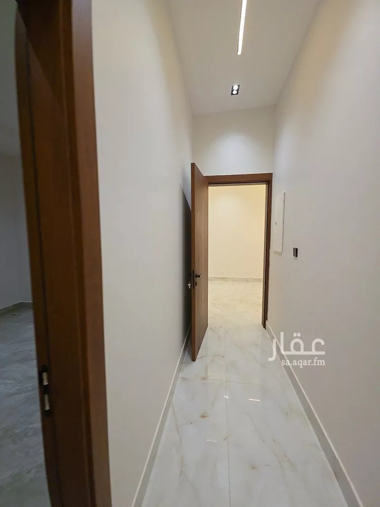 فيلا للبيع في شارع حسن الشاعر, حي الرمال, مدينة الرياض, منطقة الرياض 17