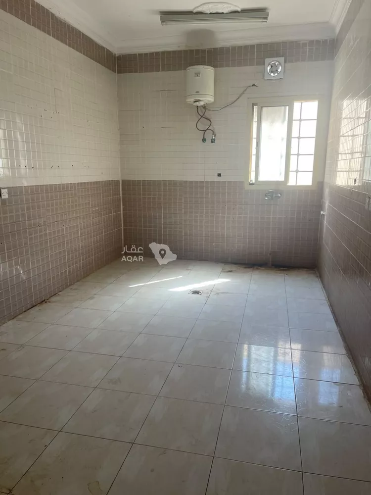 Apartment for Rent in Riyadh Al Janadriyah 5