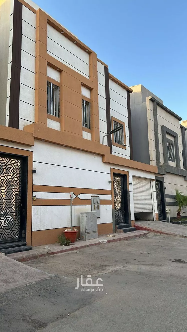 فيلا للإيجار في شارع أحمد العطار, حي الرمال, مدينة الرياض, منطقة الرياض
