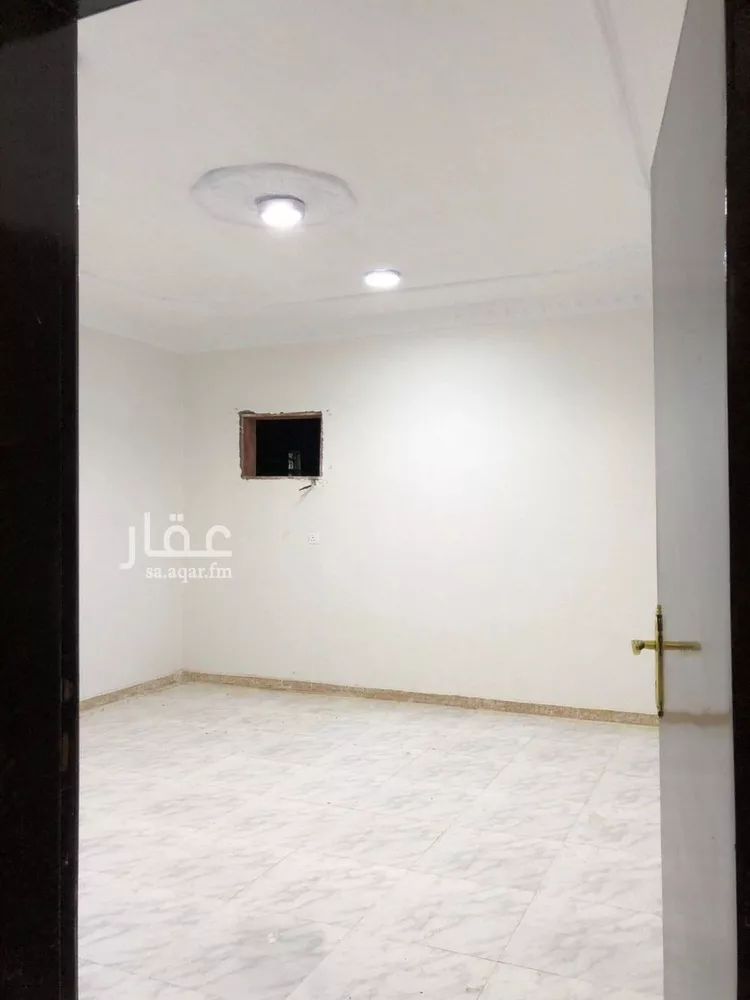 شقة للإيجار في شارع النعام, حي ظهرة لبن, مدينة الرياض, منطقة الرياض