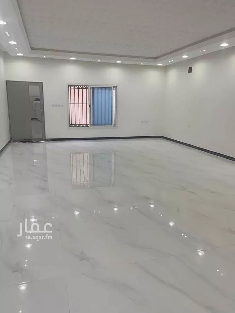 فيلا للإيجار في شارع محمد عارف الجاوي, حي طويق, مدينة الرياض, منطقة الرياض