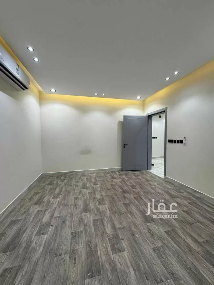 شقة للإيجار في شارع شارع عرض 15 م, حي عكاظ, مدينة الرياض, منطقة الرياض صورة 5