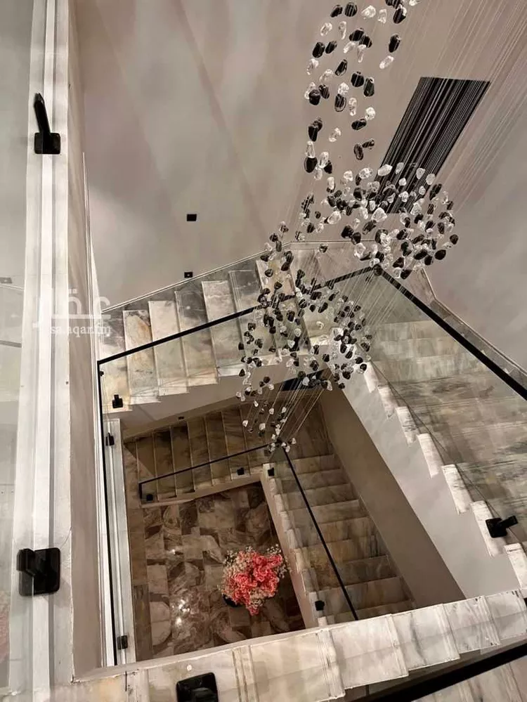 فيلا للبيع في شارع منصور العكبري, حي الياقوت, مدينة جدة, منطقة مكة المكرمة 1 صورة