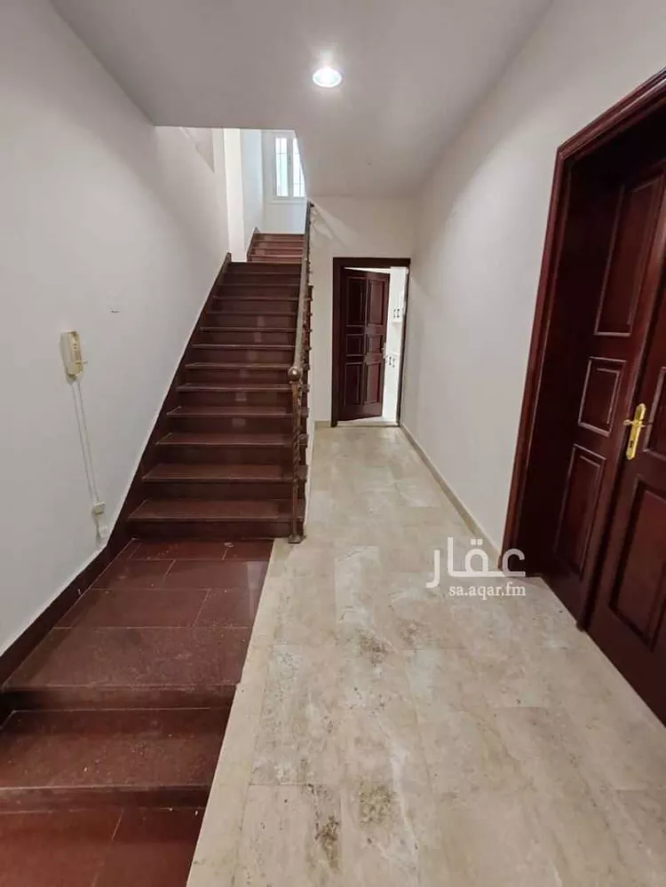 فيلا للبيع في شارع سيهات, حي البغدادية الغربية, مدينة جدة, منطقة مكة المكرمة 1 صورة