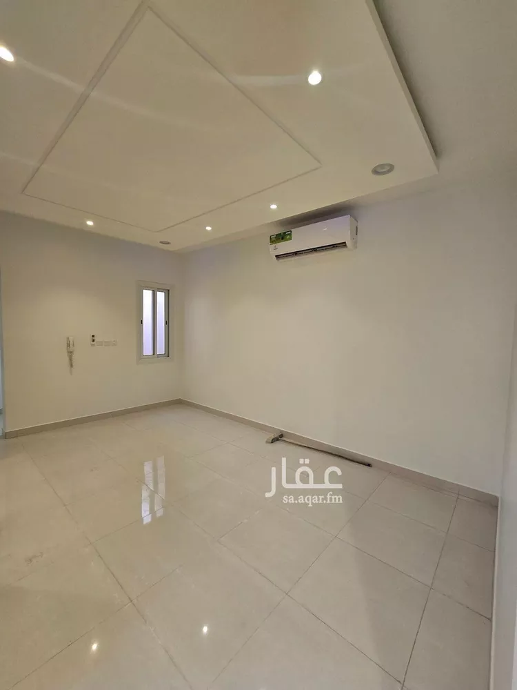 Floor for Rent in Riyadh Al Wadi