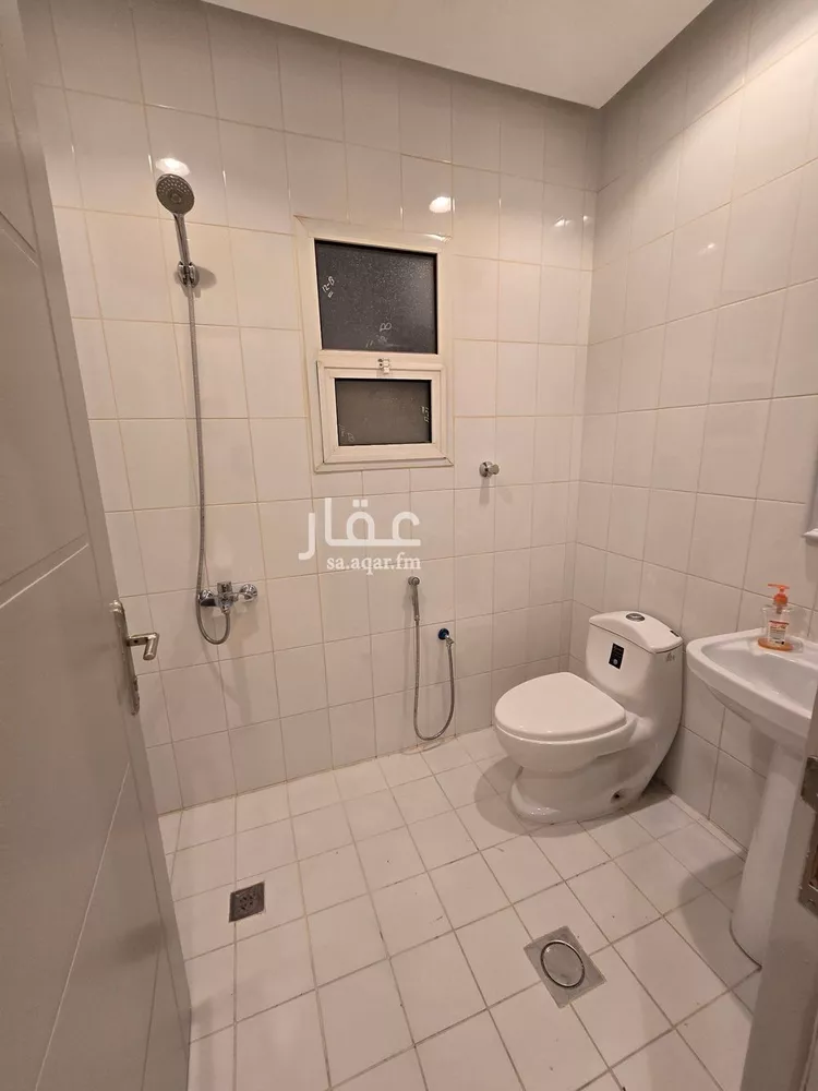 شقة للإيجار في شارع الحذيفة, حي النفل, مدينة الرياض, منطقة الرياض صورة 5