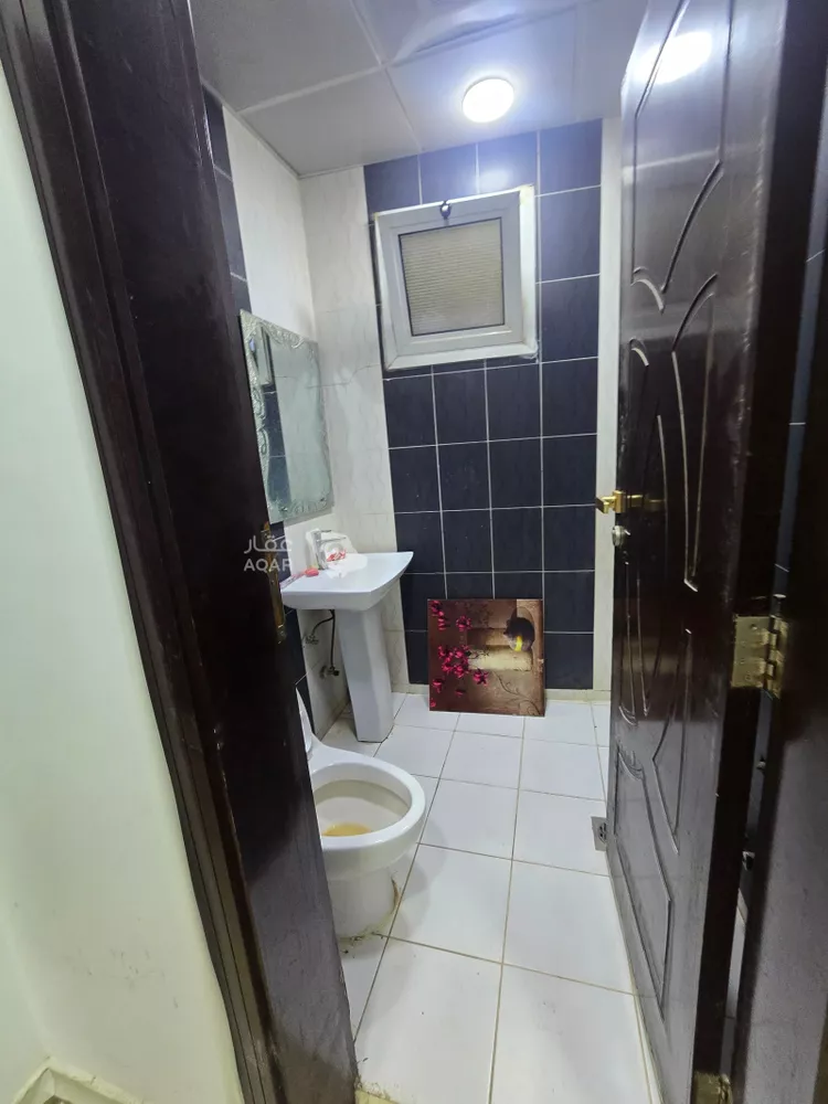 شقة للإيجار في شارع وادي الزرقاء, حي الوادي, مدينة الرياض, منطقة الرياض 2