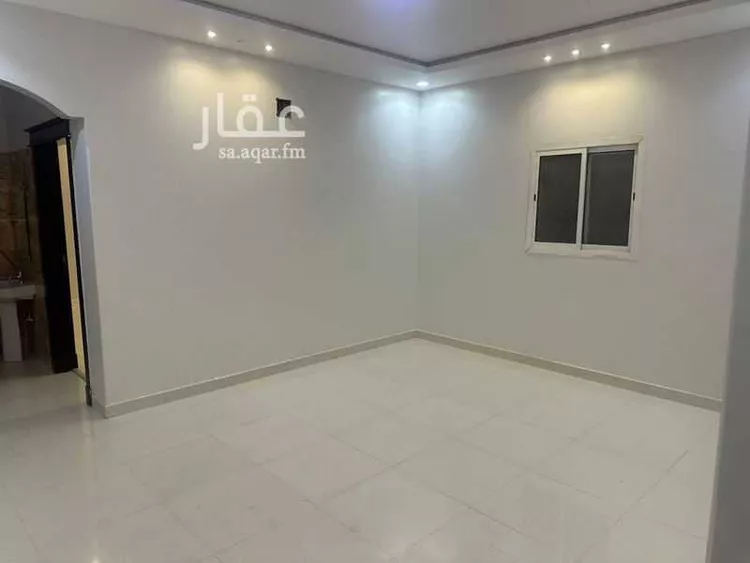 فيلا للإيجار في شارع أبي الفتح الكتامي, حي الرمال, مدينة الرياض, منطقة الرياض