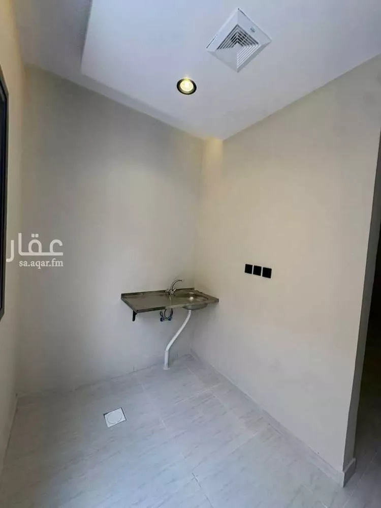 استوديو للإيجار في شارع أحمد بن مطرف, حي الرمال, مدينة الرياض, منطقة الرياض 7