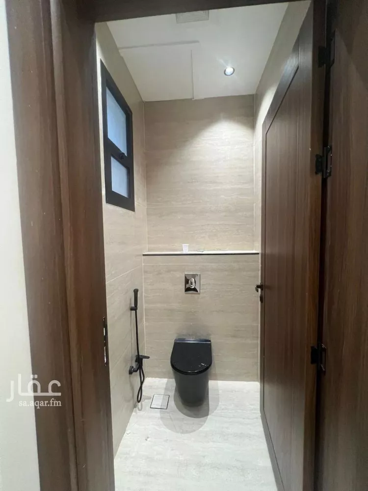 فيلا للبيع في شارع خلف بن معدان, حي بدر, مدينة الرياض, منطقة الرياض صورة 5