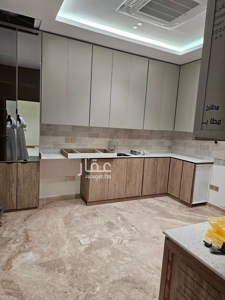 فيلا للبيع في شارع فاطمة ام البهاء, حي العليا, مدينة الرياض, منطقة الرياض صورة 4