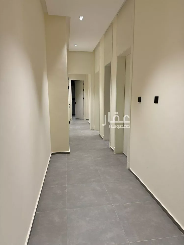شقة للبيع في شارع رقم 326, حي الملقا, مدينة الرياض, منطقة الرياض صورة 2