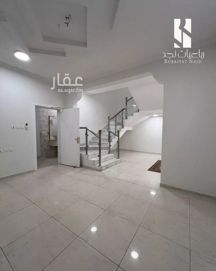 فيلا للبيع في شارع العبدلي, حي العقيق, مدينة الرياض, منطقة الرياض صورة 3