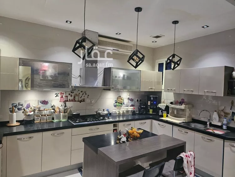 دور للبيع في شارع عبدالله الهمذاني, حي الياسمين, مدينة الرياض, منطقة الرياض صورة 2