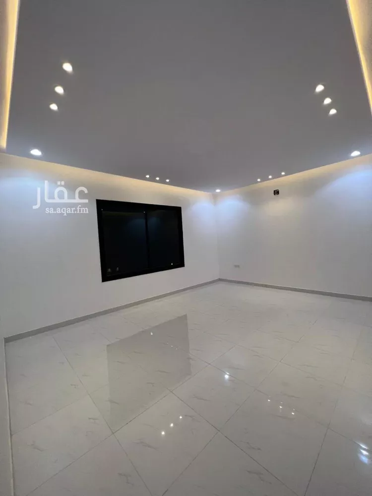 فيلا للإيجار في شارع جبل المشايخ, حي القادسية, مدينة الرياض, منطقة الرياض صورة 5