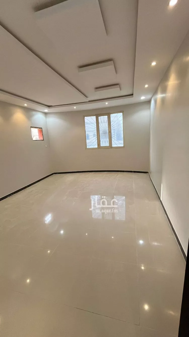 دور للإيجار في شارع فهد المارك, حي الرمال, مدينة الرياض, منطقة الرياض صورة 3