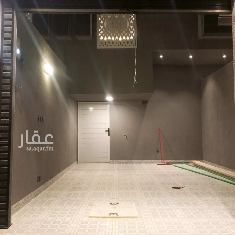 فيلا للإيجار في شارع عبدالعزيز الربيعه, حي عكاظ, مدينة الرياض, منطقة الرياض صورة 4