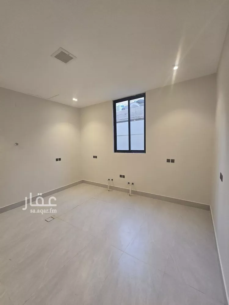 فيلا للبيع في شارع الحرفين, حي اليرموك, مدينة الرياض, منطقة الرياض صورة 5