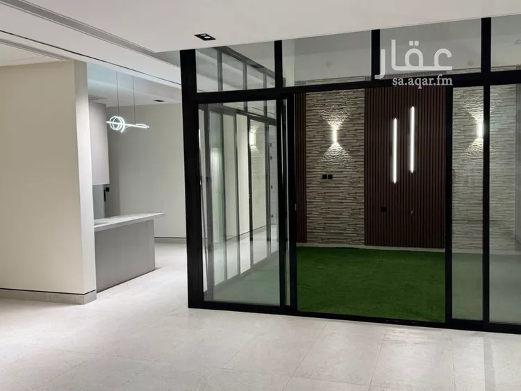 دور للإيجار في شارع الملك فهد الفرعي, حي الرحمانية, مدينة الرياض, منطقة الرياض صورة 3