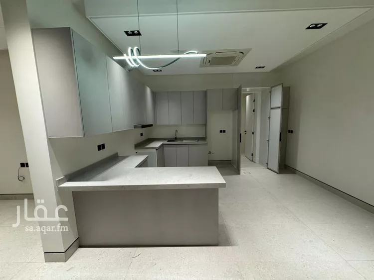 دور للإيجار في شارع الملك فهد الفرعي, حي الرحمانية, مدينة الرياض, منطقة الرياض صورة 2