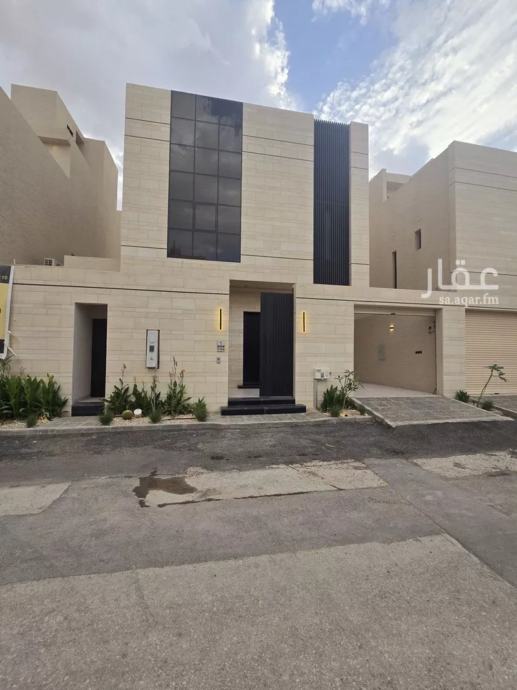 فيلا للبيع في شارع ابن عبدالقاهر, حي العارض, مدينة الرياض, منطقة الرياض 1 صورة