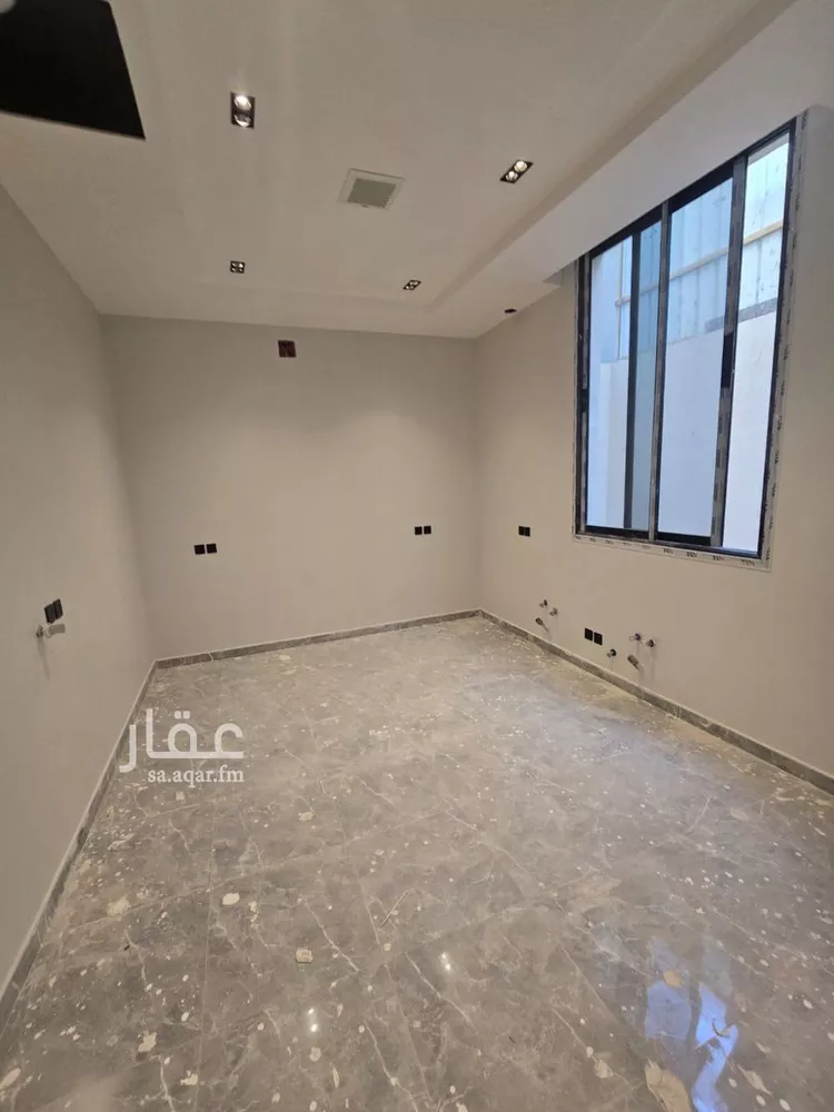 فيلا للبيع في شارع ابن كحيل, حي الملك فيصل, مدينة الرياض, منطقة الرياض صورة 4