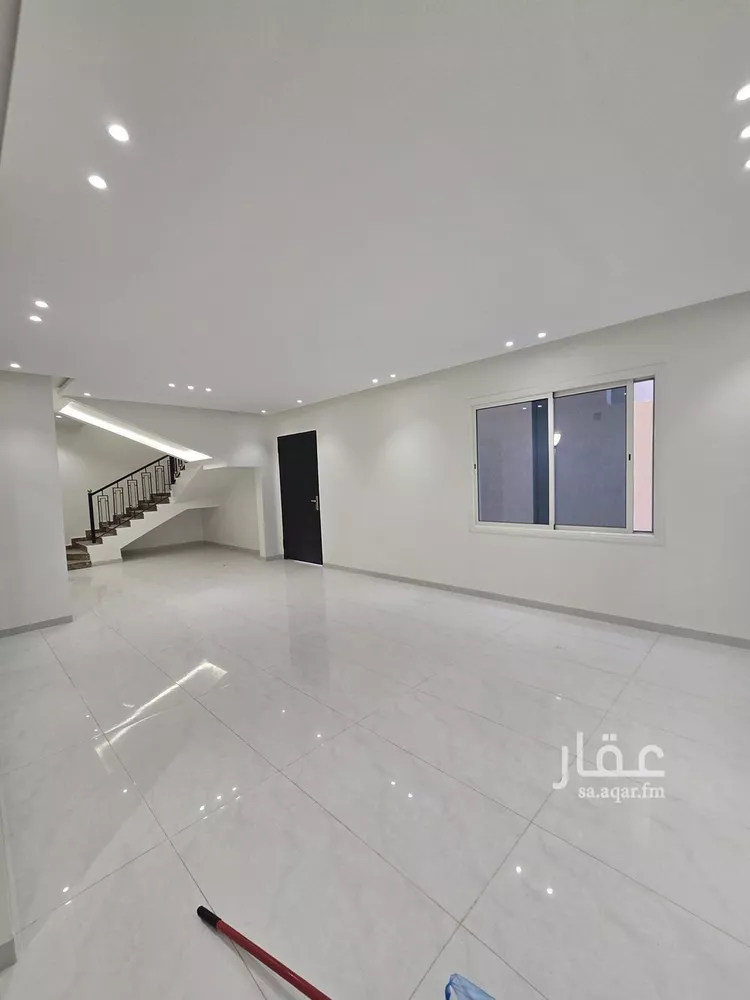 فيلا للبيع في شارع المرسي, حي النهضة, مدينة الرياض, منطقة الرياض صورة 2