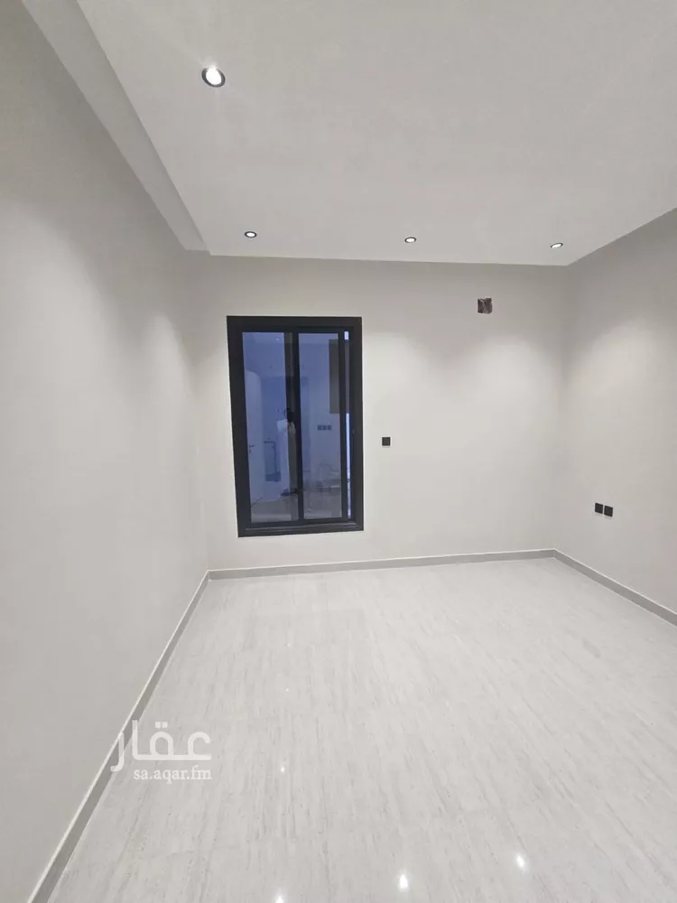 فيلا للبيع في شارع أبي طالب الكرخي, حي الخليج, مدينة الرياض, منطقة الرياض صورة 3