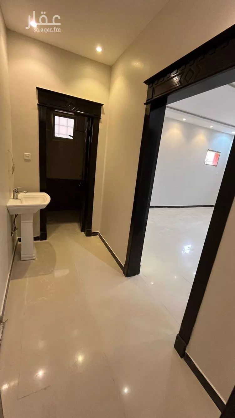 دور للإيجار في شارع فهد المارك, حي الرمال, مدينة الرياض, منطقة الرياض صورة 5