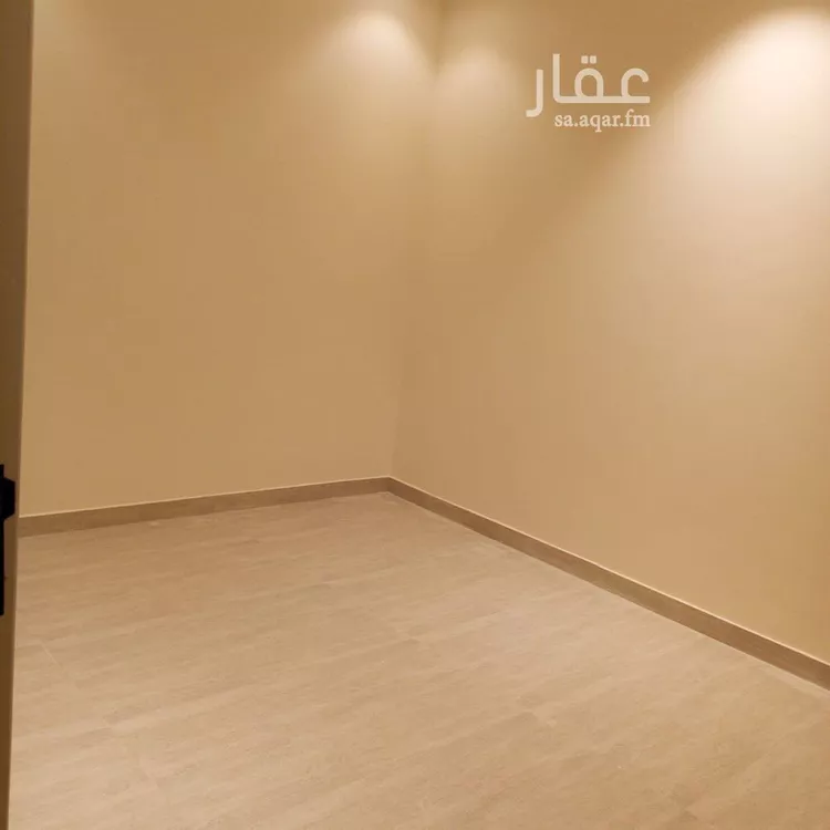 فيلا للإيجار في شارع عبدالعزيز الربيعه, حي عكاظ, مدينة الرياض, منطقة الرياض صورة 2