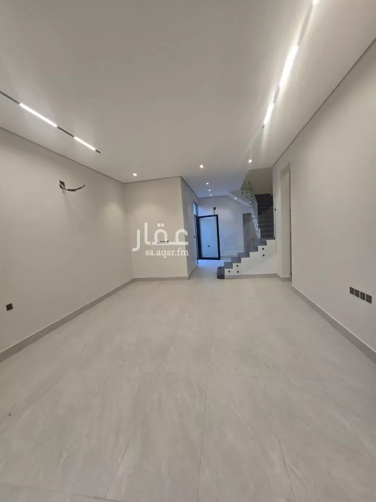 فيلا للبيع في شارع الحرفين, حي اليرموك, مدينة الرياض, منطقة الرياض صورة 3