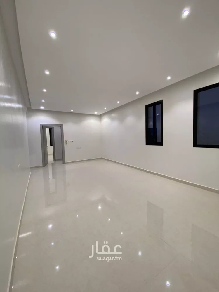 فيلا للبيع في شارع أبي العز الحبشي, حي المرجان, مدينة الرياض, منطقة الرياض صورة 5