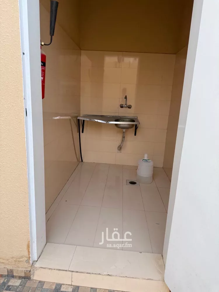 عمارة للإيجار في شارع إبراهيم بن ميسرة, حي الرمال, مدينة الرياض, منطقة الرياض صورة 3