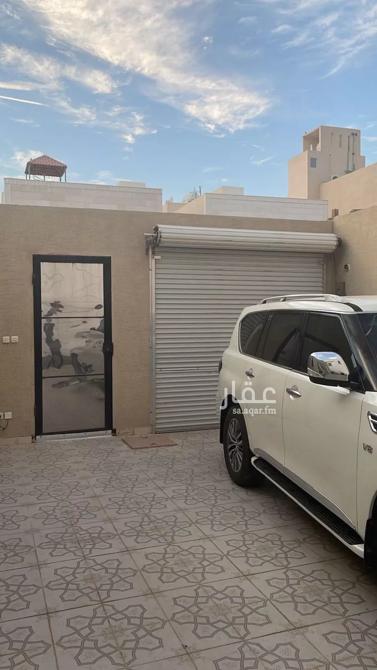 فيلا للإيجار في شارع إسماعيل بن سالم, حي الرمال, مدينة الرياض, منطقة الرياض صورة 2