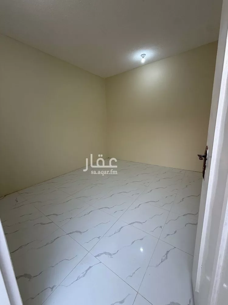 عمارة للإيجار في شارع الحسن بن أحمد الجلال, حي الرمال, مدينة الرياض, منطقة الرياض صورة 2