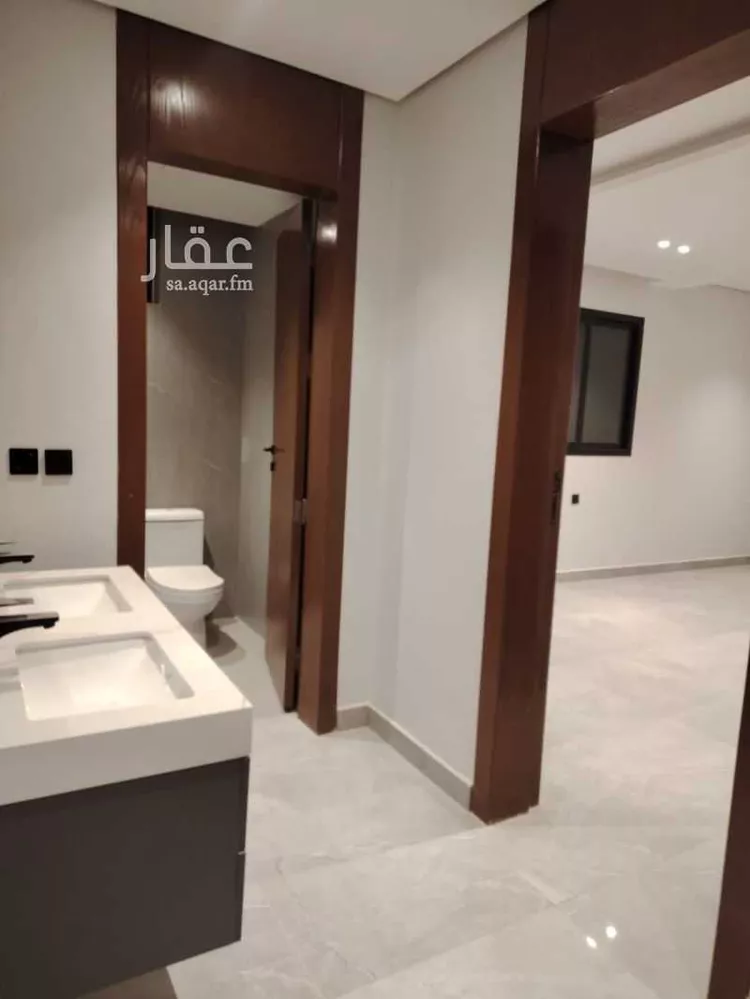 دور للبيع في شارع وجية الشحامي, حي الرمال, مدينة الرياض, منطقة الرياض 6