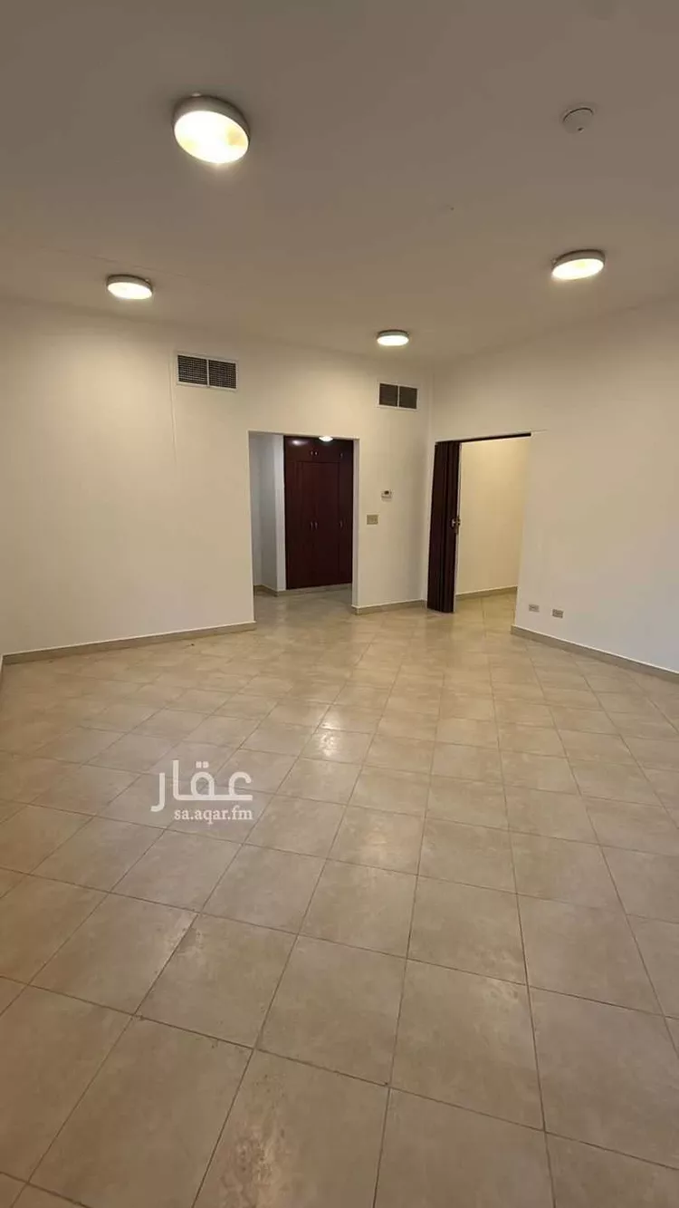 فيلا للبيع في شارع الرياس, حي دارين, مدينة مدينه الجبيل الصناعيه, المنطقة الشرقية 8
