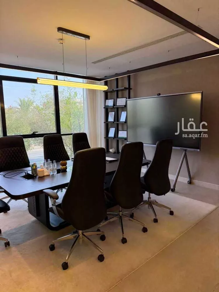 مكتب تجاري للإيجار في شارع سعود بن عبدالعزيز بن محمد الفرعي, حي التعاون, مدينة الرياض, منطقة الرياض 15
