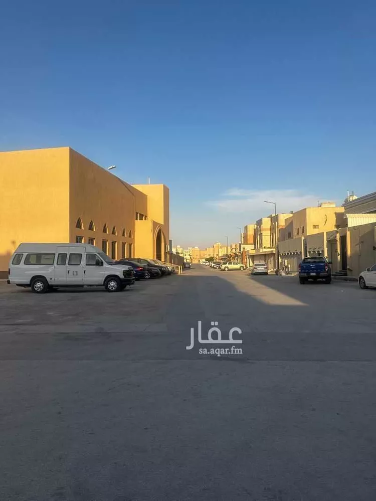 فيلا للبيع في شارع أبي طالب الكرخي, حي الخليج, مدينة الرياض, منطقة الرياض صورة 3