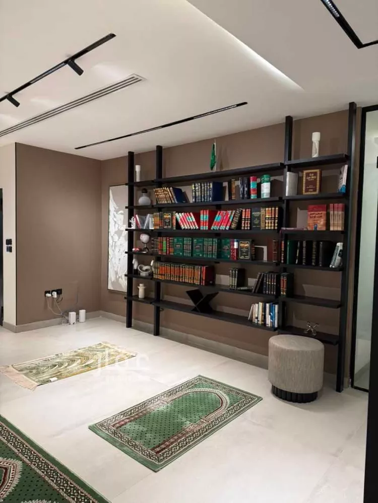 مكتب تجاري للإيجار في شارع سعود بن عبدالعزيز بن محمد الفرعي, حي التعاون, مدينة الرياض, منطقة الرياض 13