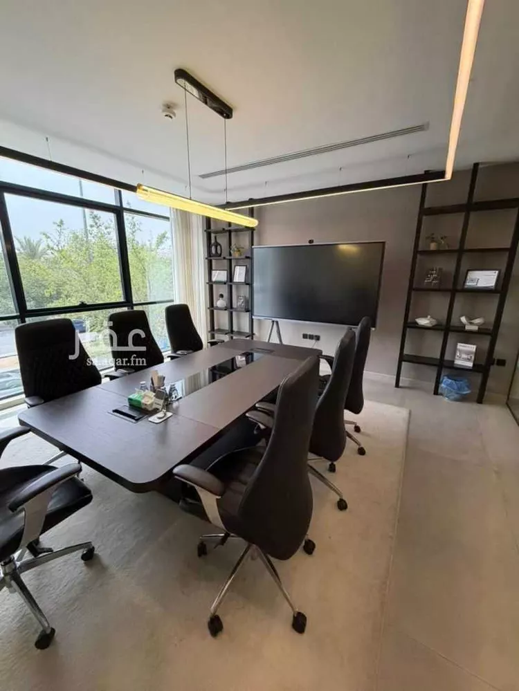 مكتب تجاري للإيجار في شارع سعود بن عبدالعزيز بن محمد الفرعي, حي التعاون, مدينة الرياض, منطقة الرياض صورة 2