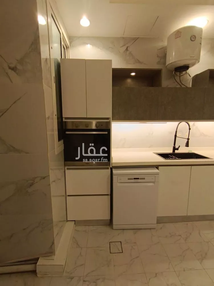 فيلا للإيجار في شارع رقم 346, حي النرجس, مدينة الرياض, منطقة الرياض صورة 5