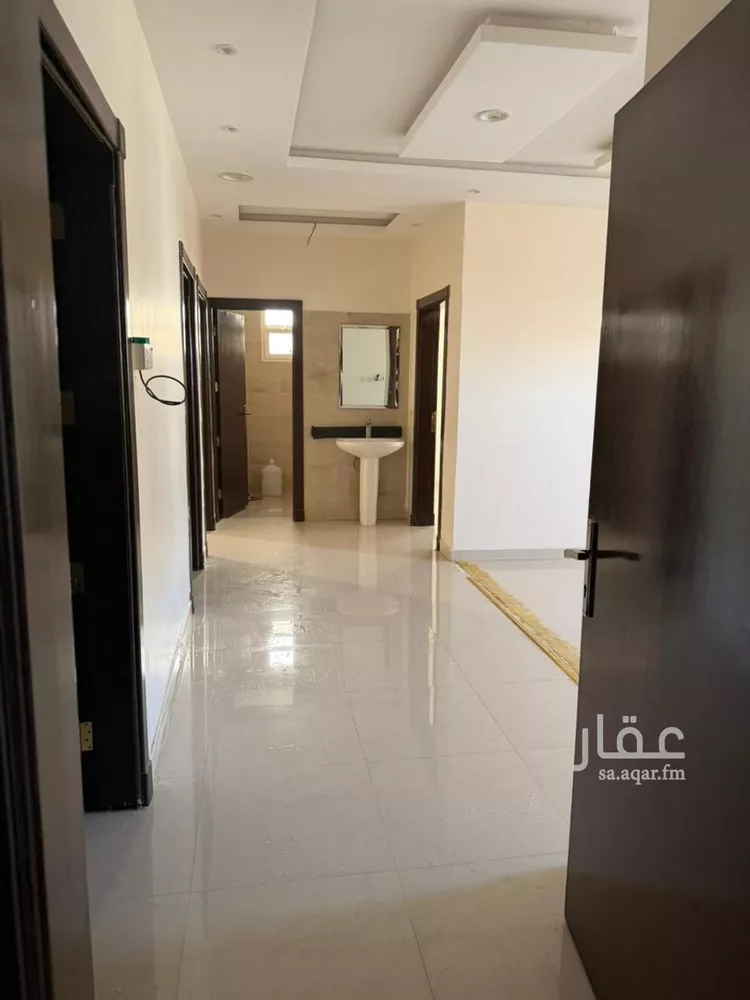 شقة للإيجار في شارع عبدالرحمن بن قاسم, حي عكاظ, مدينة الرياض, منطقة الرياض صورة 2