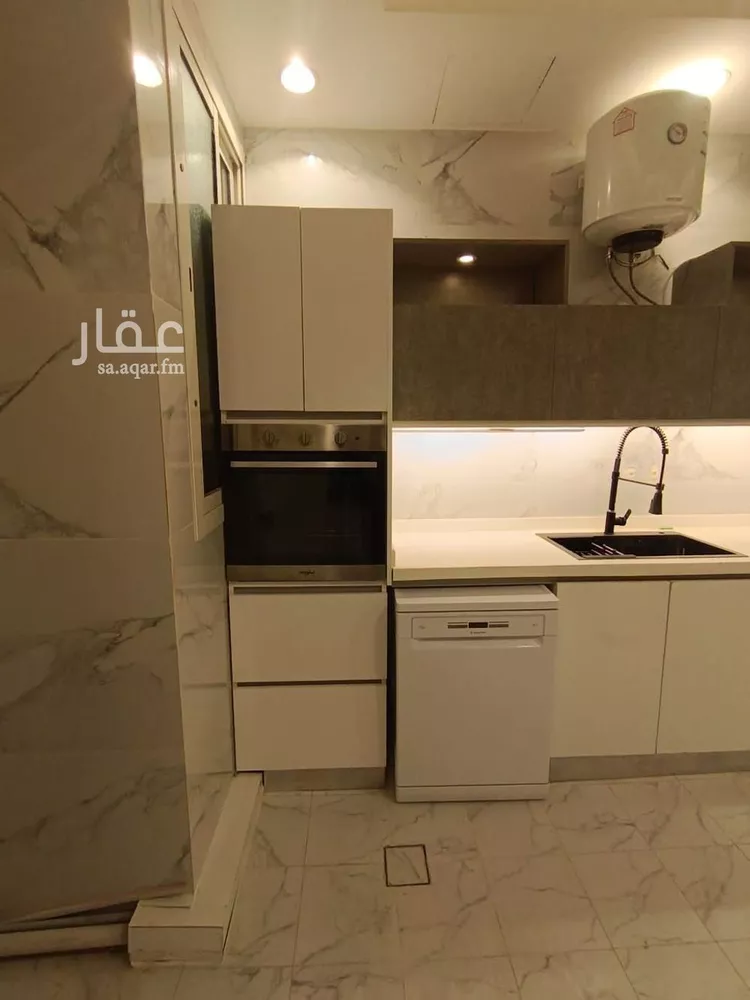 فيلا للإيجار في شارع رقم 346, حي النرجس, مدينة الرياض, منطقة الرياض صورة 4