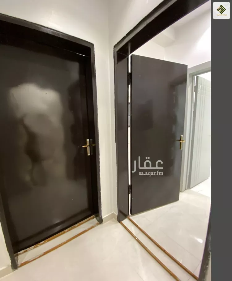فيلا للبيع في شارع أبي العز الحبشي, حي المرجان, مدينة الرياض, منطقة الرياض صورة 3