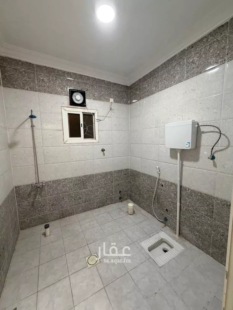 شقة للإيجار في شارع أبو اسحاق النجيرمي, حي النور, مدينة جازان, منطقة جازان صورة 2