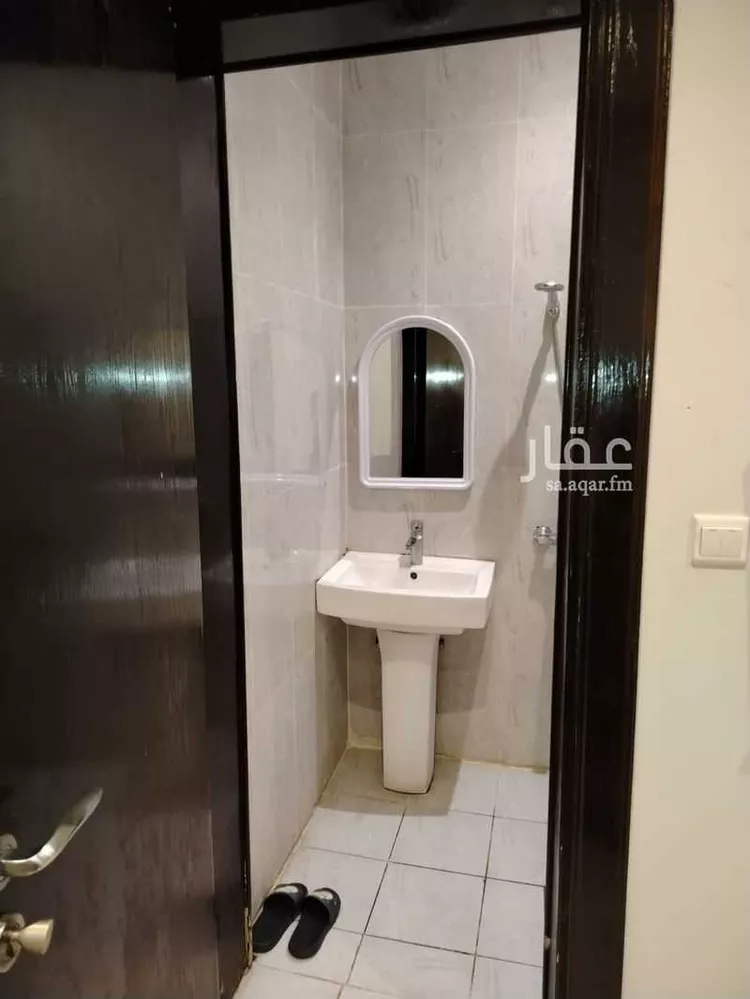 عمارة للإيجار في شارع ثابت ابن ارقم ابن العجلان, حي الرصراص 2, مدينة خميس مشيط, منطقة عسير 6