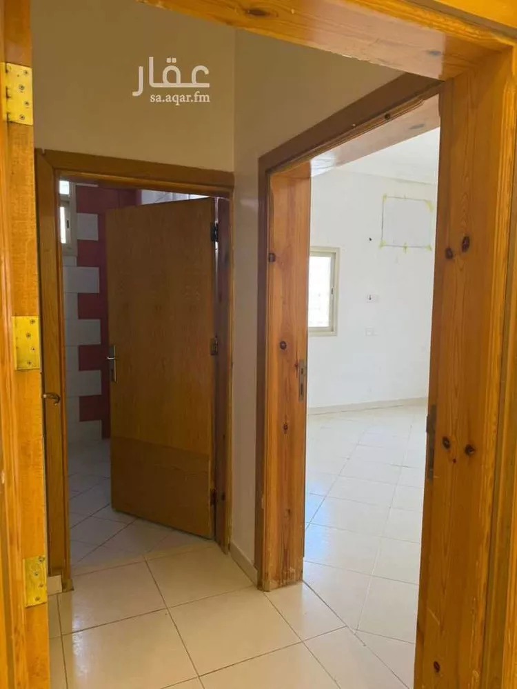 عمارة للإيجار في شارع سعد بن الحارث, حي الجامعيين, مدينة خميس مشيط, منطقة عسير صورة 2